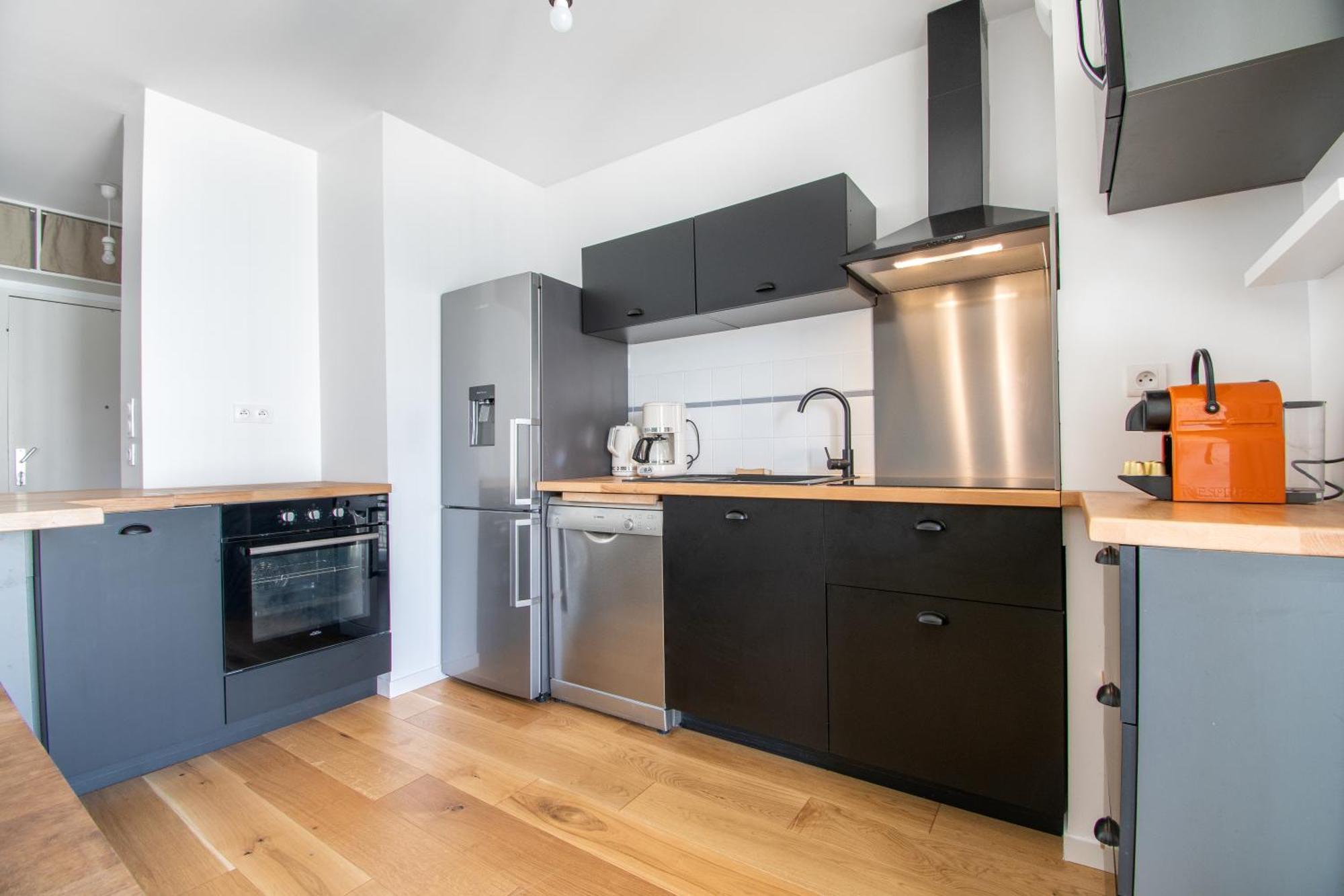 Cosy T2 De 50 M² Centre-Ville Avec Garage & Balcon Nantes Buitenkant foto